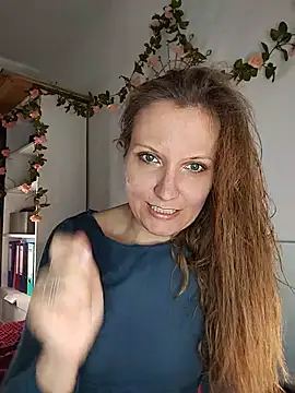 Snapshot of Candy_Cougar chatting on May 13, 6:55 am Candy Cougar online show from May 13, 6:55 am