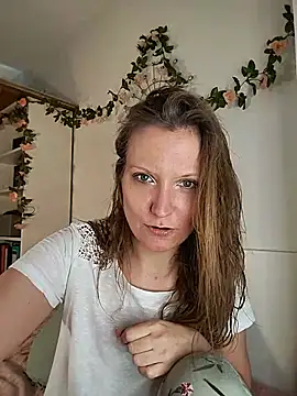 Snapshot of Candy_Cougar chatting on May 23, 6:51 am Candy Cougar online show from May 23, 6:51 am