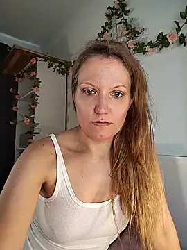 Snapshot of Candy_Cougar chatting on May 26, 6:53 am Candy Cougar online show from May 26, 6:53 am