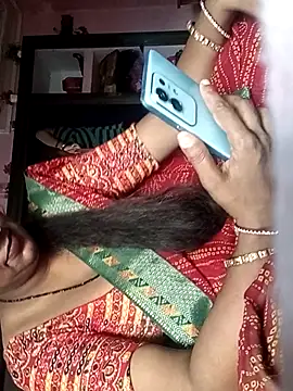 Snapshot of sexy_riya16 chatting on July 21, 9:44 am sexy riya16 online show from July 21, 9:44 am