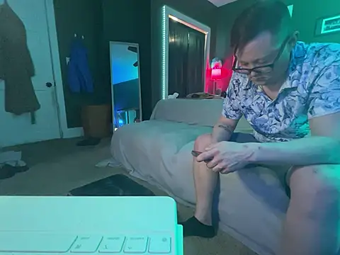 Snapshot of thick_d_energy1 chatting on May 18, 6:08 am thick d energy1 online show from May 18, 6:08 am