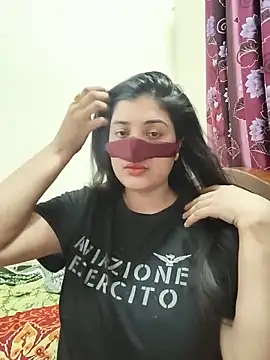 Snapshot of Joya-02 chatting on May 18, 6:36 pm Joya-02 online show from May 18, 6:36 pm