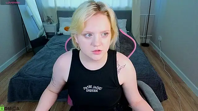 Stacy Allenn online show from May 28, 9:17 am