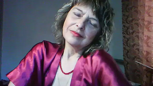 Snapshot of ElizabethGorden chatting on May 15, 3:02 am ElizabethGorden online show from May 15, 3:02 am