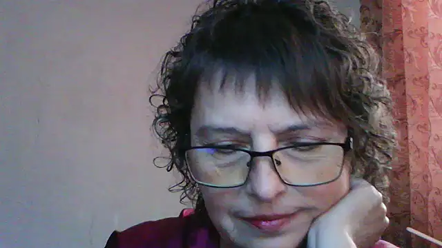 Snapshot of ElizabethGorden chatting on May 24, 3:33 am ElizabethGorden online show from May 24, 3:33 am