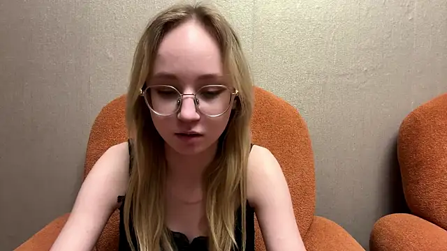 MableBelnap online show from May 10, 8:14 pm