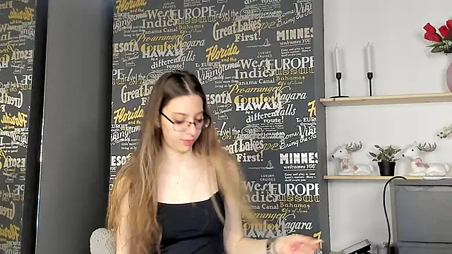 Snapshot of RavennBliss chatting on May 20, 5:46 am RavennBliss online show from May 20, 5:46 am