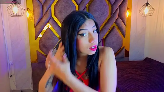 Ey Im simone  online show from May 6, 12:21 pm