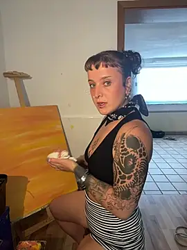 EmilieBraun online show from June 17, 1:34 pm