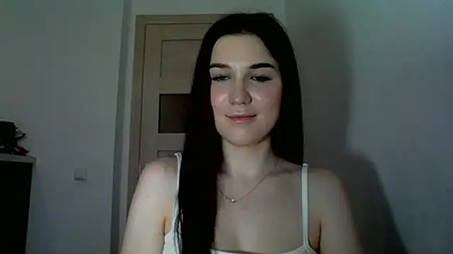 Snapshot of Katiee_Foxi chatting on May 20, 4:46 pm Katiee Foxi online show from May 20, 4:46 pm
