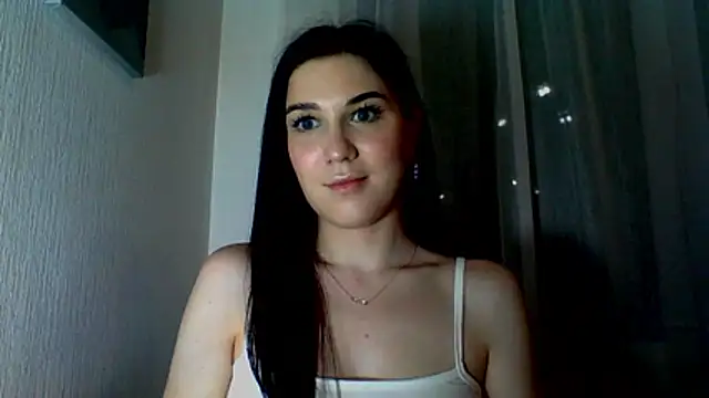 Snapshot of Katiee_Foxi chatting on May 25, 9:32 pm Katiee Foxi online show from May 25, 9:32 pm