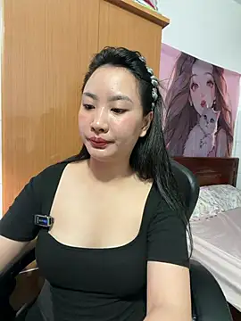 Snapshot of Bella439 chatting on May 14, 2:57 pm Bella439 online show from May 14, 2:57 pm