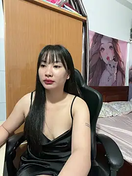Snapshot of Bella439 chatting on May 19, 1:33 am Bella439 online show from May 19, 1:33 am