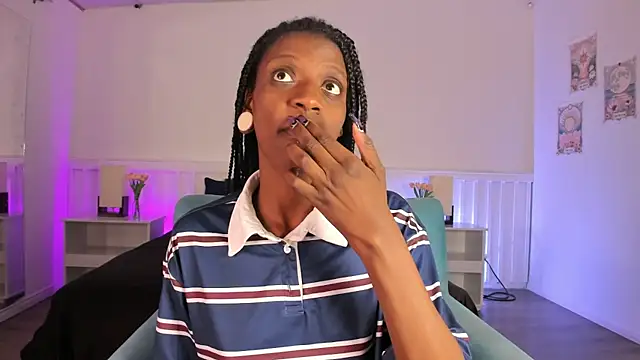 Yuya rs  online show from July 6, 6:54 pm