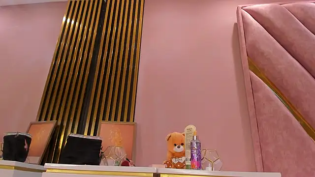 Anny bakers  online show from July 28, 4:39 pm