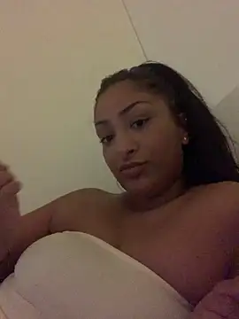 Snapshot of juicyprincess66 chatting on May 12, 7:55 pm juicyprincess66 online show from May 12, 7:55 pm