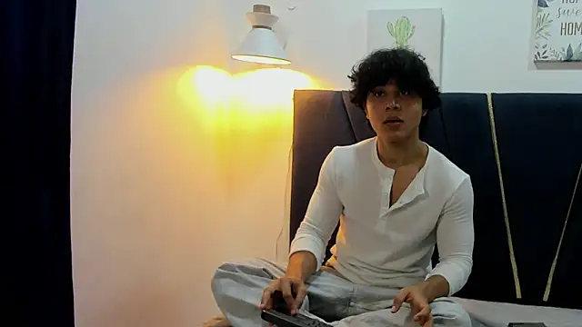 latin beast4 online show from May 7, 10:37 pm