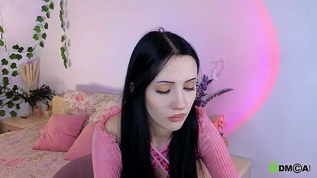 Snapshot of Tori_wow chatting on May 20, 8:15 pm Tori wow online show from May 20, 8:15 pm