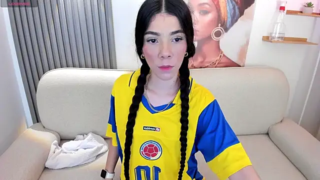 cutesofiaa online show from July 29, 4:54 am