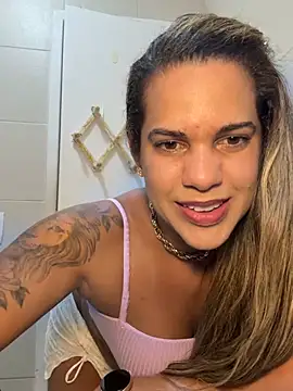 Snapshot of Casada_Ninja chatting on May 23, 8:13 pm Casada Ninja online show from May 23, 8:13 pm