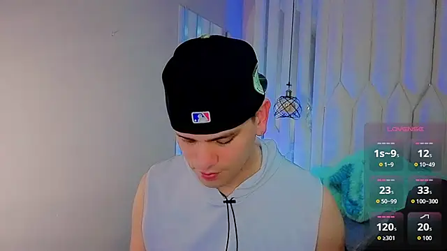 Snapshot of JOE_BIG_ chatting on May 7, 11:37 am JOE BIG online show from May 7, 11:37 am