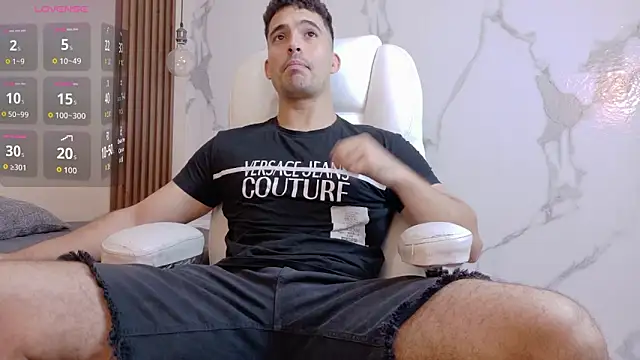 tanner-hard  online show from May 19, 7:31 pm
