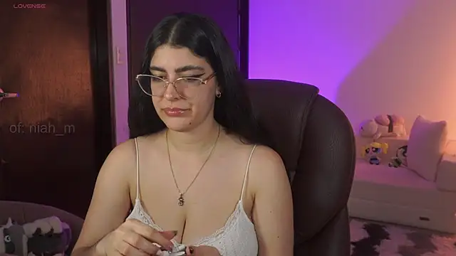  Niah online show from May 23, 1:11 am