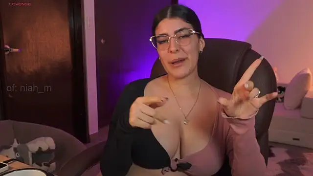  Niah online show from May 27, 1:57 am
