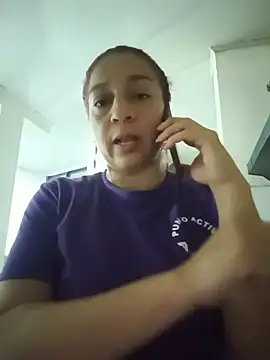Snapshot of Tumilf chatting on May 14, 12:39 am Tumilf online show from May 14, 12:39 am