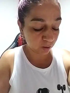Snapshot of Tumilf chatting on May 21, 1:34 am Tumilf online show from May 21, 1:34 am