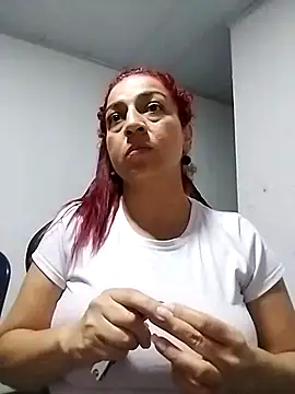 Snapshot of Tumilf chatting on June 10, 12:11 am Tumilf online show from June 10, 12:11 am