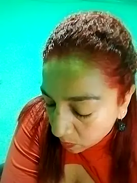 Snapshot of Tumilf chatting on June 11, 12:19 am Tumilf online show from June 11, 12:19 am