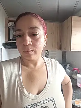 Snapshot of Tumilf chatting on June 25, 12:20 pm Tumilf online show from June 25, 12:20 pm