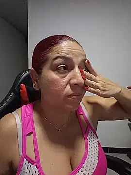 Snapshot of Tumilf chatting on July 1, 12:45 am Tumilf online show from July 1, 12:45 am