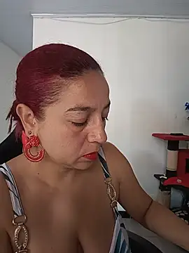 Snapshot of Tumilf chatting on July 1, 1:56 pm Tumilf online show from July 1, 1:56 pm