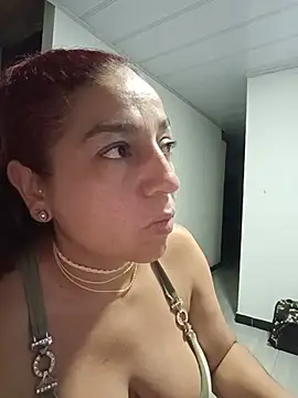 Snapshot of Tumilf chatting on July 3, 4:30 am Tumilf online show from July 3, 4:30 am