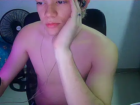 adlovin online show from August 6, 1:07 am