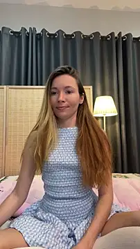 Mini girl do it better online show from May 19, 1:56 am