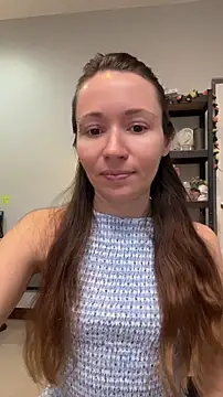 Mini girl do it better online show from May 29, 3:10 pm