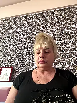 AnastasiaGrey777 online show from May 17, 7:50 am