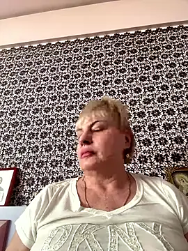 AnastasiaGrey777 online show from May 20, 9:15 am