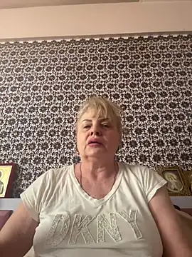AnastasiaGrey777 online show from May 28, 6:32 am