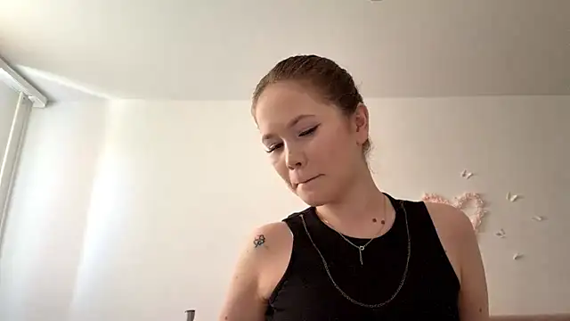 Snapshot of TidiedSweet chatting on May 26, 5:14 am TidiedSweet online show from May 26, 5:14 am