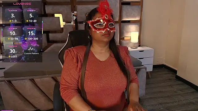 Snapshot of Rachell_Carter chatting on May 28, 3:48 am Rachell Carter online show from May 28, 3:48 am