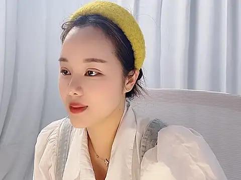 Snapshot of Qingqing19 chatting on May 11, 2:28 am Qingqing19 online show from May 11, 2:28 am