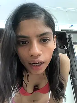 Snapshot of saxywoman chatting on May 14, 9:05 am saxywoman online show from May 14, 9:05 am