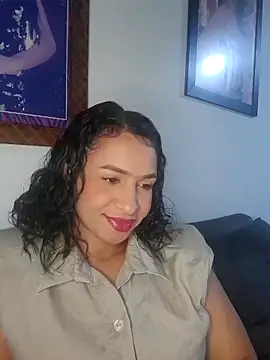 mell0102 online show from May 14, 11:17 am