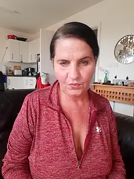Snapshot of Velvet-Milf chatting on June 16, 3:58 pm Velvet-Milf online show from June 16, 3:58 pm