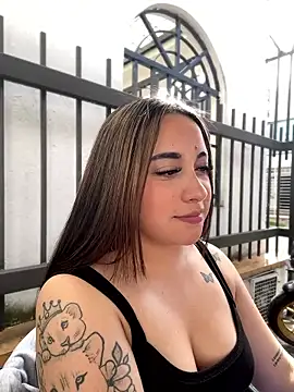 IvySanchez Pinkk online show from May 15, 8:05 pm