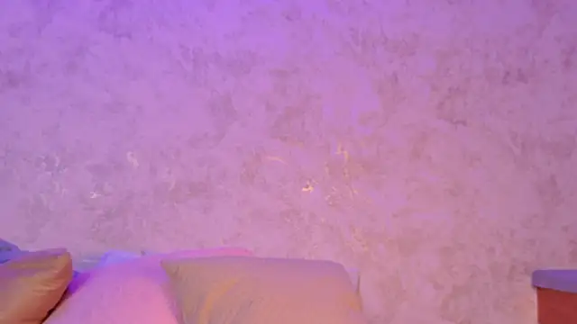 Snapshot of Mia_hill1 chatting on May 15, 7:54 pm Mia hill1 online show from May 15, 7:54 pm